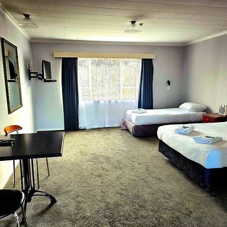 Putaruru Arms Motor Inn Exterior photo