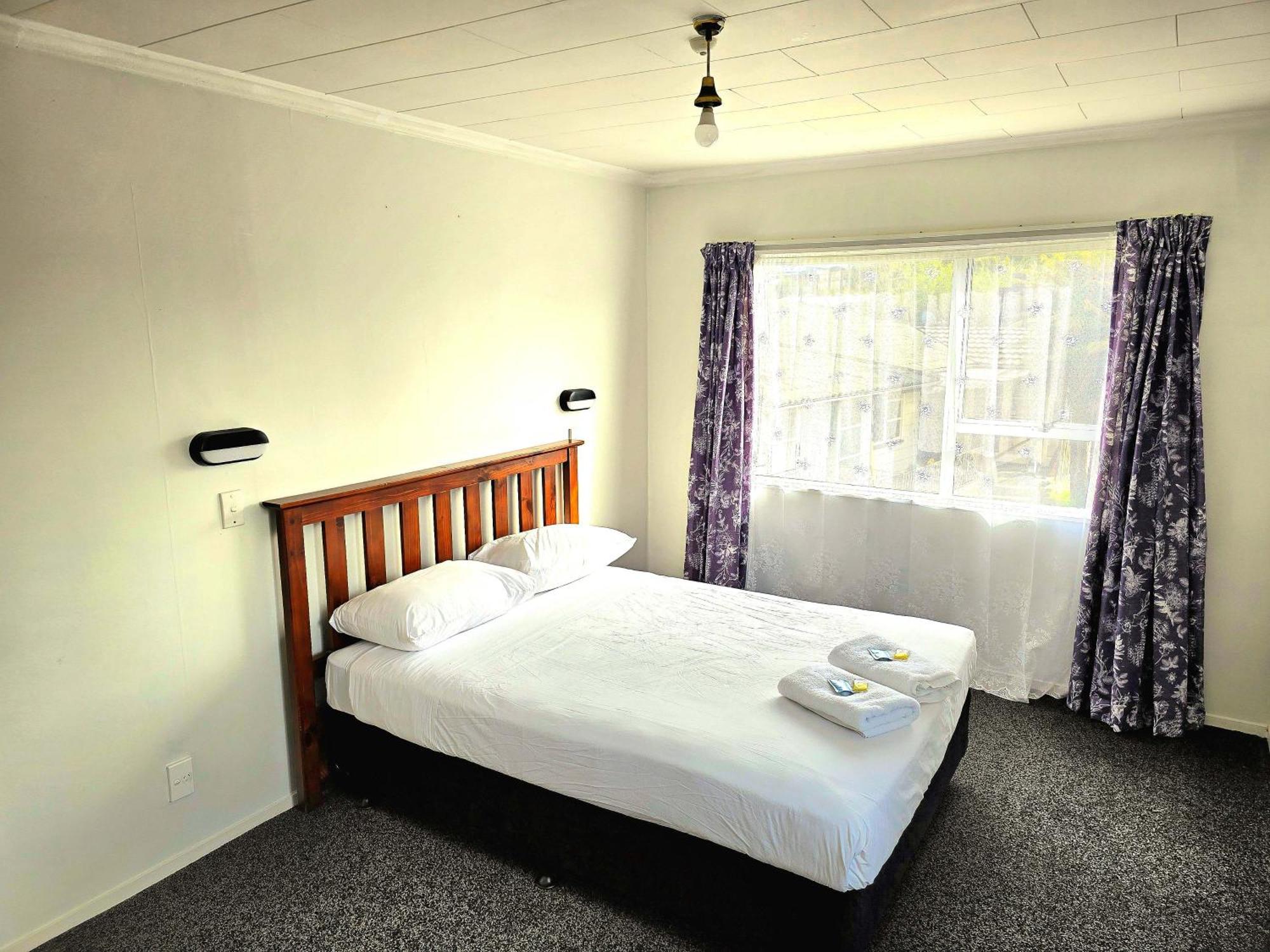 Putaruru Arms Motor Inn Exterior photo